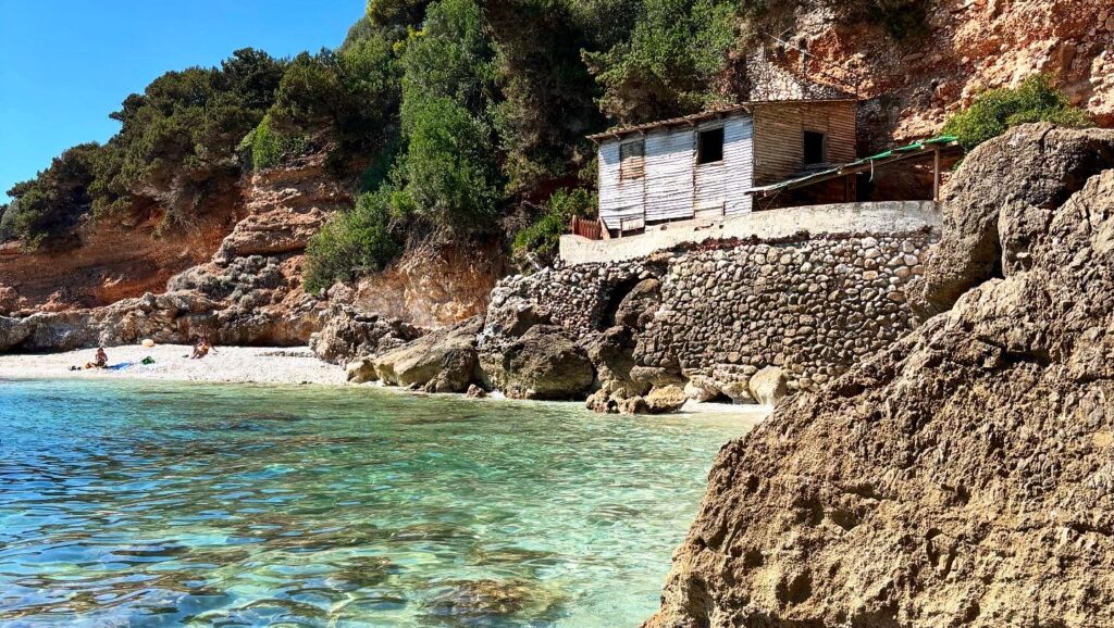 Come trovare il mare senza folla: 10 consigli pratici per l'estate